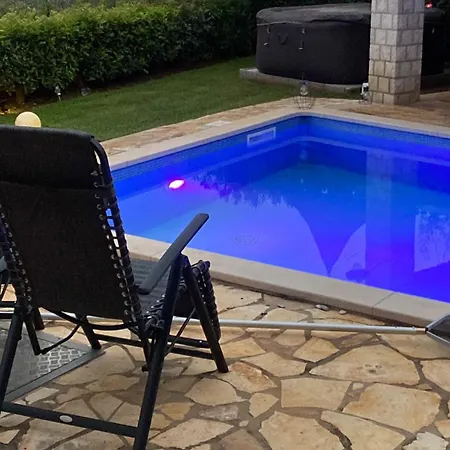 Villa Leni